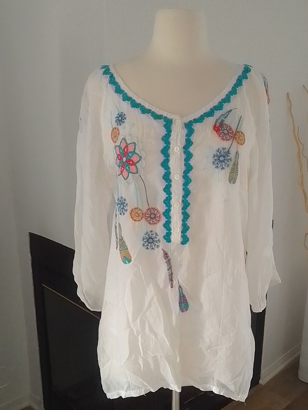 Johnny Was White Tunic with Teal Trim and Multicolor Embroidery